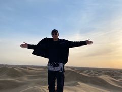 -亿利库布其七星湖沙漠生态旅游区