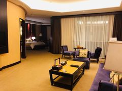 -绍兴鉴湖君澜大酒店