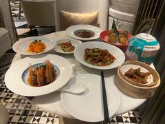-浅深(世茂滨江精品店)