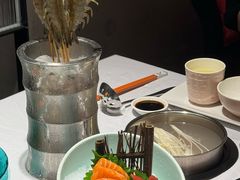 -泓炙颐凤鲜海鲜火锅料理(桐乡店)