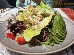 牛油果蔬菜沙拉-Primo·丽莫意大利窑烤披萨