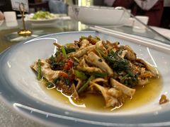 -蔼若春.传承三十年云南菜(金碧公园店)