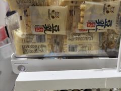 -赵一鸣零食(广州荔湾路店)