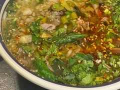 -云阿蛮云南生烫牛肉米线(奉贤路店)