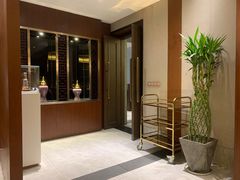 -梅花香里大酒店(郁金香路店)