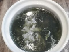 -今鲜源酒店·海鲜锅贴青岛菜(新湛路店)