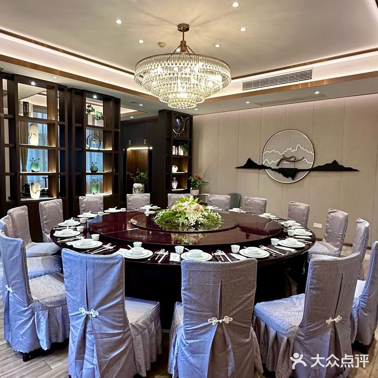 不在千岛湖在杭州!!淳牌鱼头吃上了!!