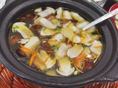 -老季市·三代非遗传承·地标美食老汁鸡(工农路店)