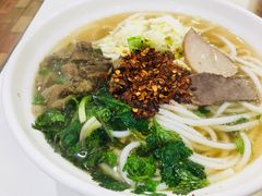 -花溪王记牛肉粉(四季花溪商场店)