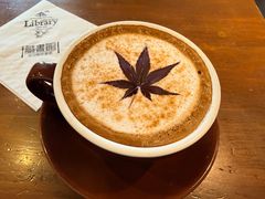 肉桂黄油拿铁-藏书馆咖啡LibraryCoffee·Bistro(牡丹园店)