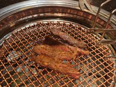 -韩烧牛中牛·甄选黑牛烤肉(黑金店)