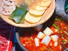 -夺欢喜贵州酸汤牛肉火锅(静安寺店)