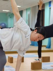 -爱尔乐美孕产瑜伽·普拉提
