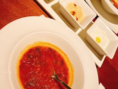 摩洛哥经典色拉配面包-Tajine Moroccan塔金摩洛哥中东餐厅