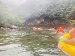 -安吉龙王山峡谷漂流