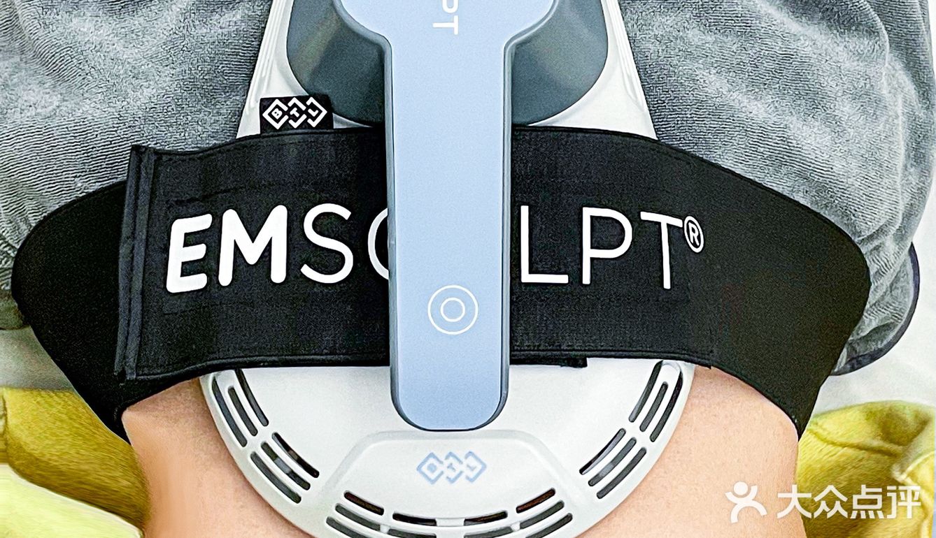 成都｜卡戴珊同款美体黑科技‼️躺着Get腹肌