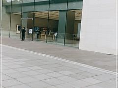 -Apple零售店(玄武湖店)