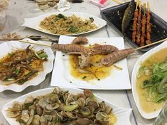 -覃记海鲜美食餐厅