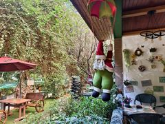 -月亮眼花园餐厅书吧酒吧