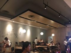 大堂-必胜客(欧亚卖场店)