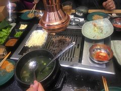 -臻牛烤肉