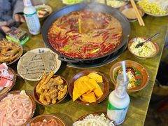 -黄潇洒老火锅(九眼桥宏济巷店)