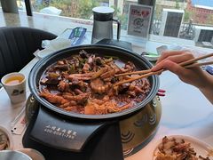 -徐记小怪兽肉蟹煲(中央大街店)