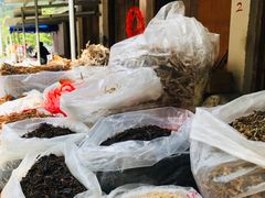 -芦茨金富饭庄·25年老字号·专做稻草鸡