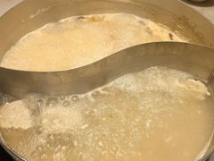 -尚尚仙·酸汤猪手·猪肚鸡火锅(华联万柳购物中心店)