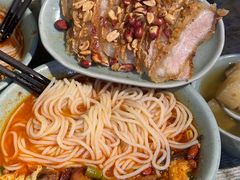 -粉家柳州螺蛳粉(杨宅路店)