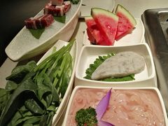 -海底捞火锅鲜切牛肉主题店(长寿路店)