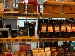 零售区-星巴克臻选(北京世贸天阶店)