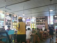 -冶建镜子·老南昌大排档·江西虾王(总店)