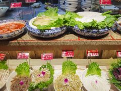 -野山舂·贵州现舂酸汤火锅(鸿通城店)