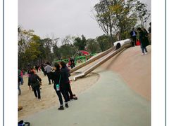 -三圣里·中餐宴请·自助烤肉·烤全羊·柴火鸡(旗舰店)