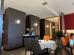 -鸽子侯·家宴·平价海鲜(绿地店)