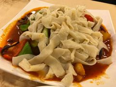特色大盘鸡+手擀面-维吾尔餐厅(宜山路店)