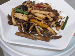 -东豪园林海鲜酒家(南港路辅路店)