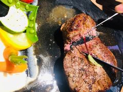 香煎菲力牛排-威克特披萨汉堡