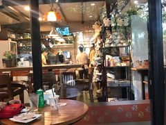 -TrueLove @ Neverland (Husky Cafe)