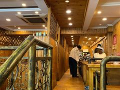 大堂-老东镇啤酒屋海鲜加工·蒸汽海鲜·海鲜烧烤(台东店)