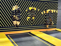 -Tenker Club弹刻极限主题公园 · 蹦床 · 团建 · 生日派对(大关店)