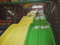 -蒙特利亲子乐园