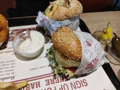 -The Habit Burger Grill 哈比特汉堡(复兴soho店)