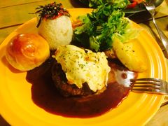 汉堡牛排饭-Cafe Alice咖啡爱丽丝(奥城店)