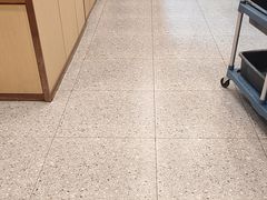 -七欣天香辣蟹火锅(闵行浦江欢乐颂店)