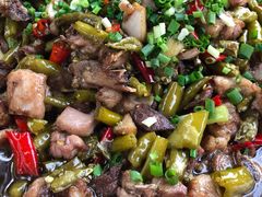 -廖哥泡椒兔(峨眉店)