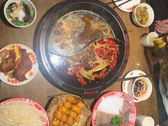 -牛市坎火锅(建设路店)