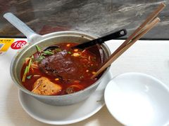 红烧牛肉米线-铁锅哥米线