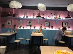 大堂-友达面馆·酸菜鱼面(钱塘区店)